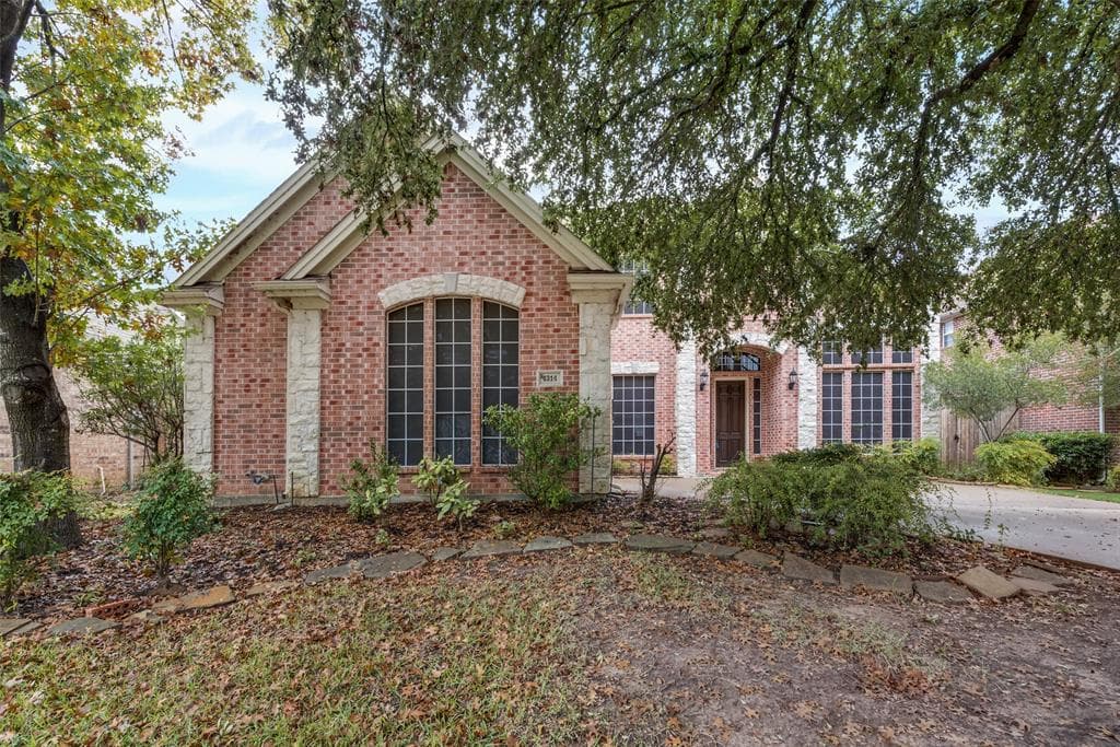 4314 Meadowcove Dr