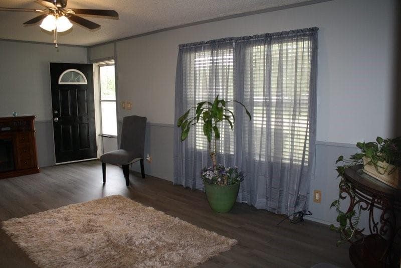 136 Tres Lagos Blvd