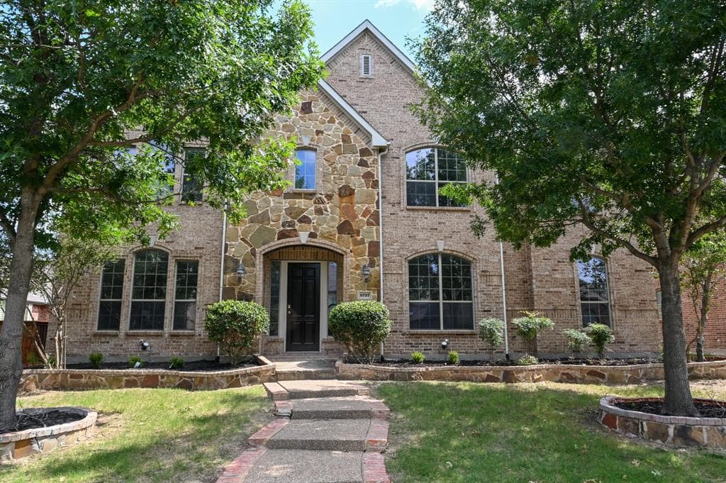5737 Wellington Ln