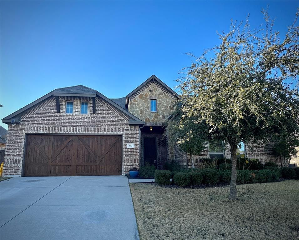 413 Whispering Willow Dr