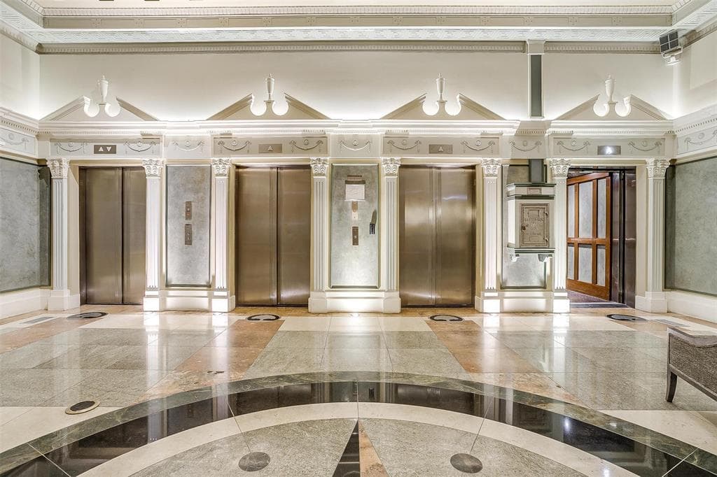 411 W 7th St Apt 308