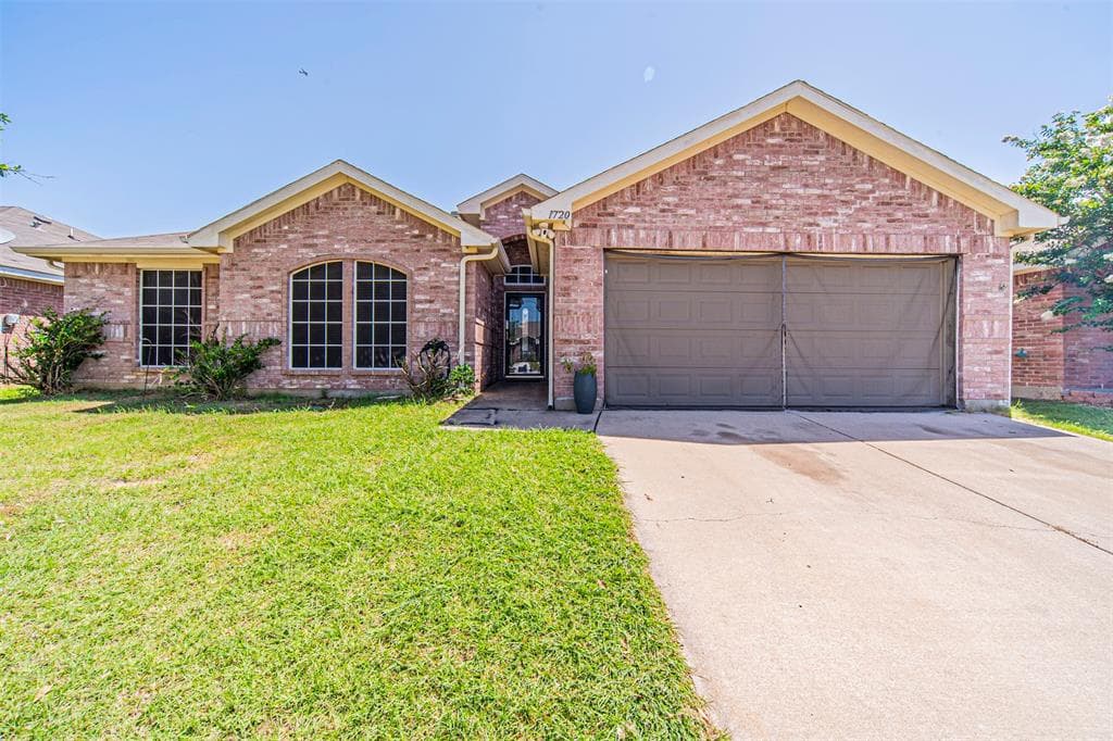 1720 La Caya Dr