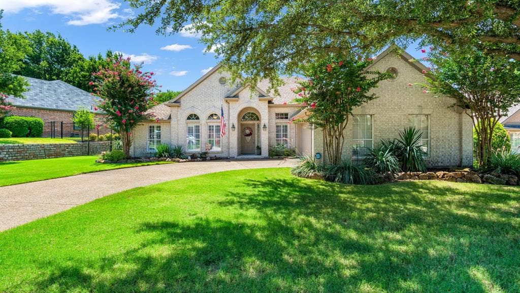 6704 Winged Foot Way