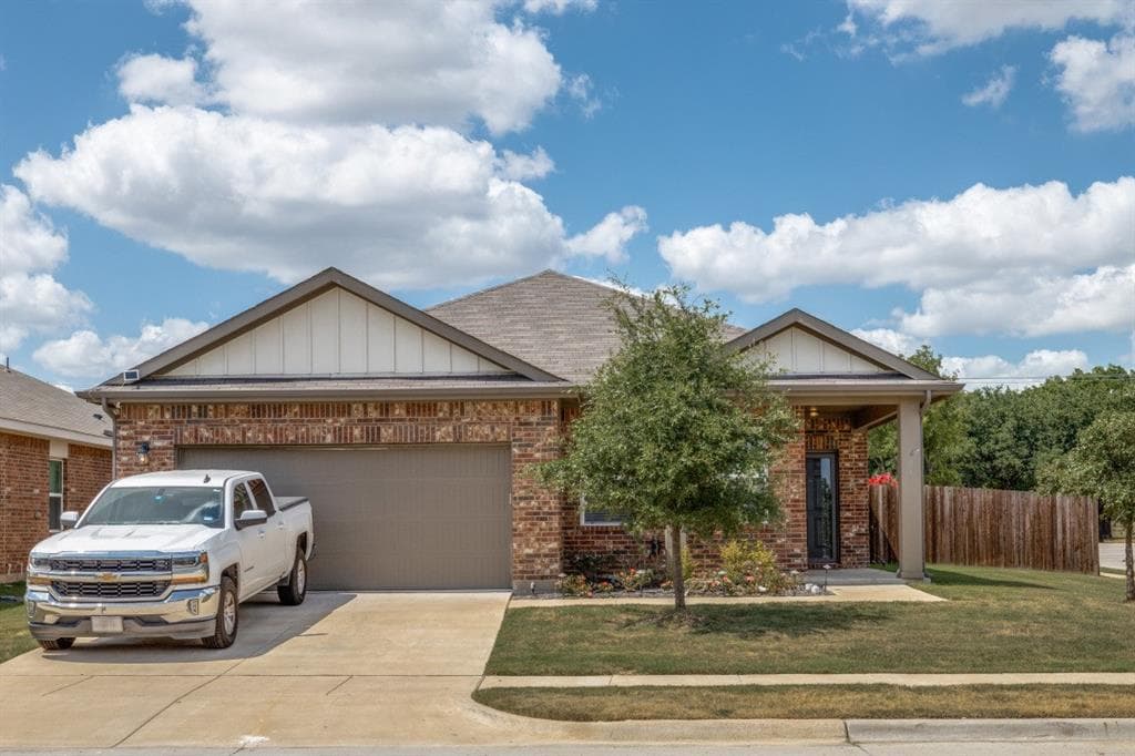 401 Starboard Dr