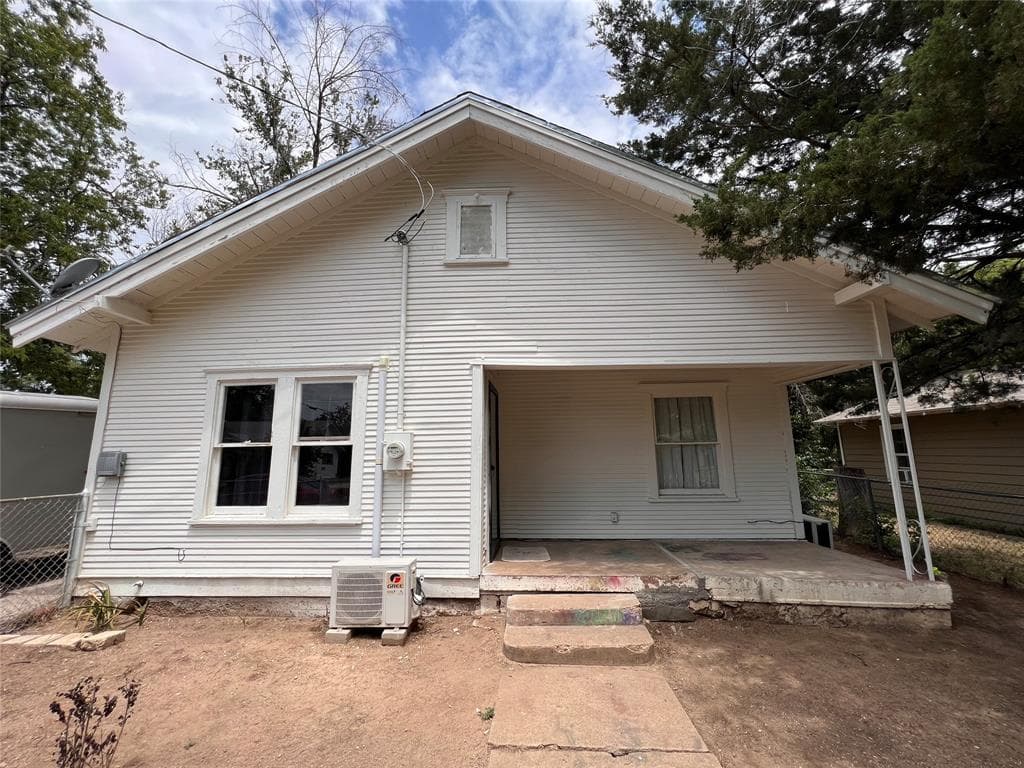 1407 Avenue I
