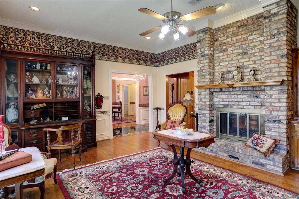 Gallery image 4