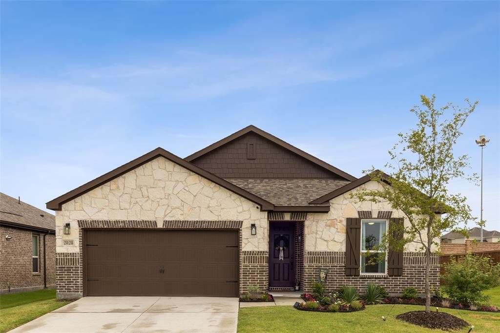 2828 Weston Rd