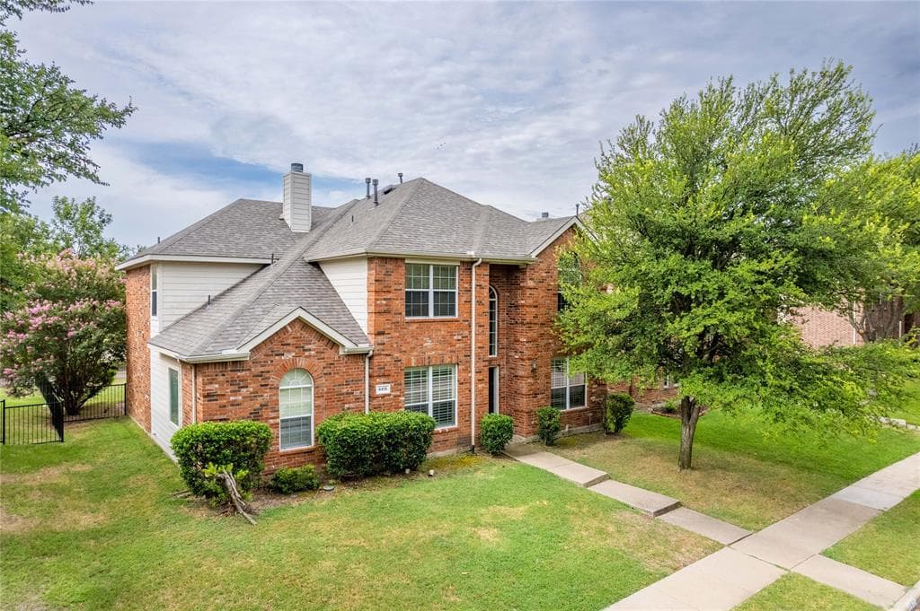 4416 Caledonia Creek Ln