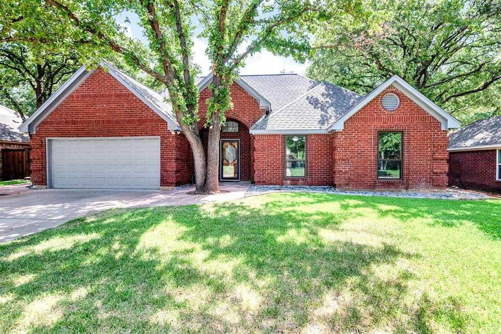7708 Aubrey Ln