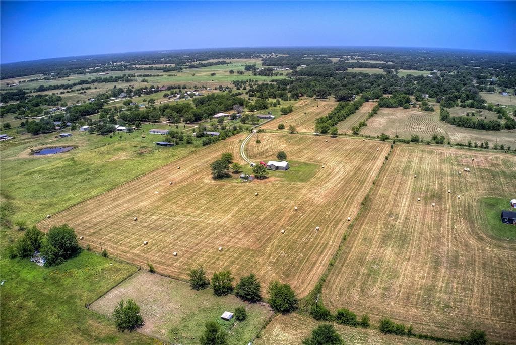 7499 County Road 118