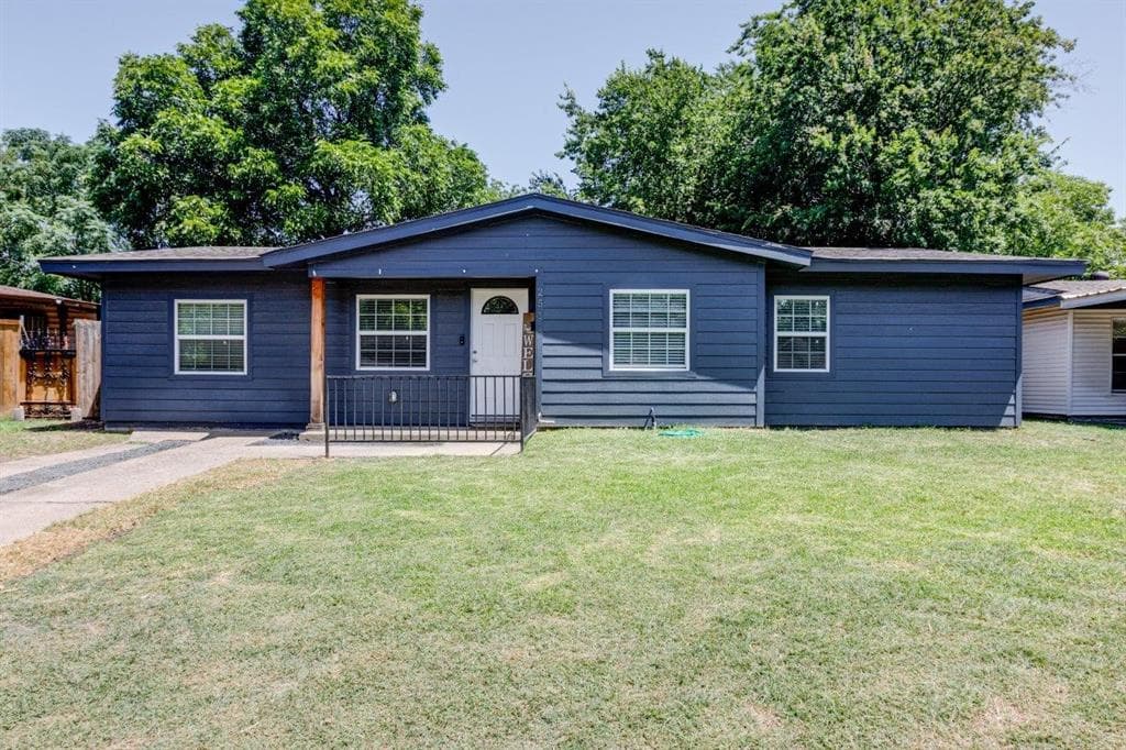 2511 Bluffton Dr