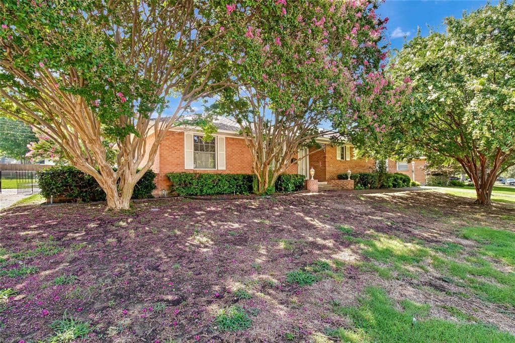 616 Prescott Dr