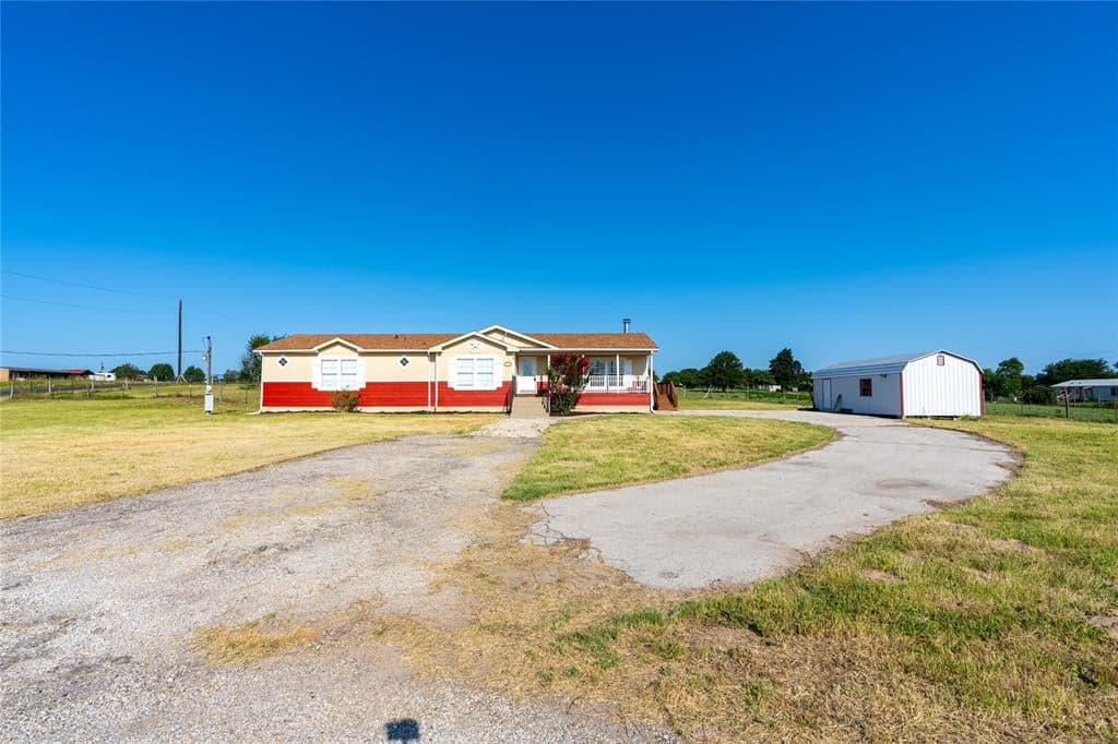 100 Salt Lick Ct