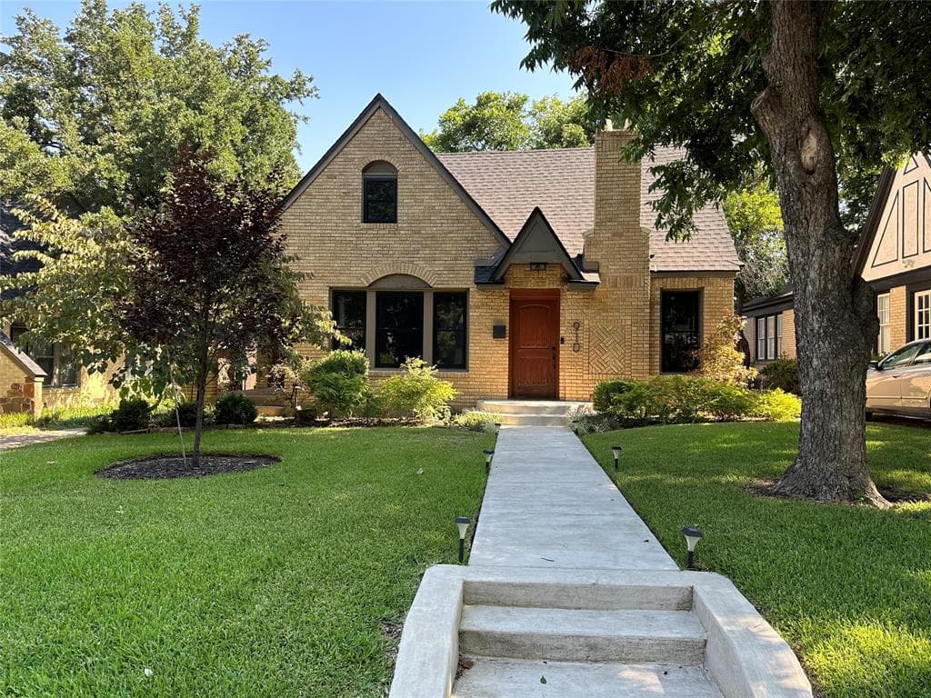 910 Thomasson Dr