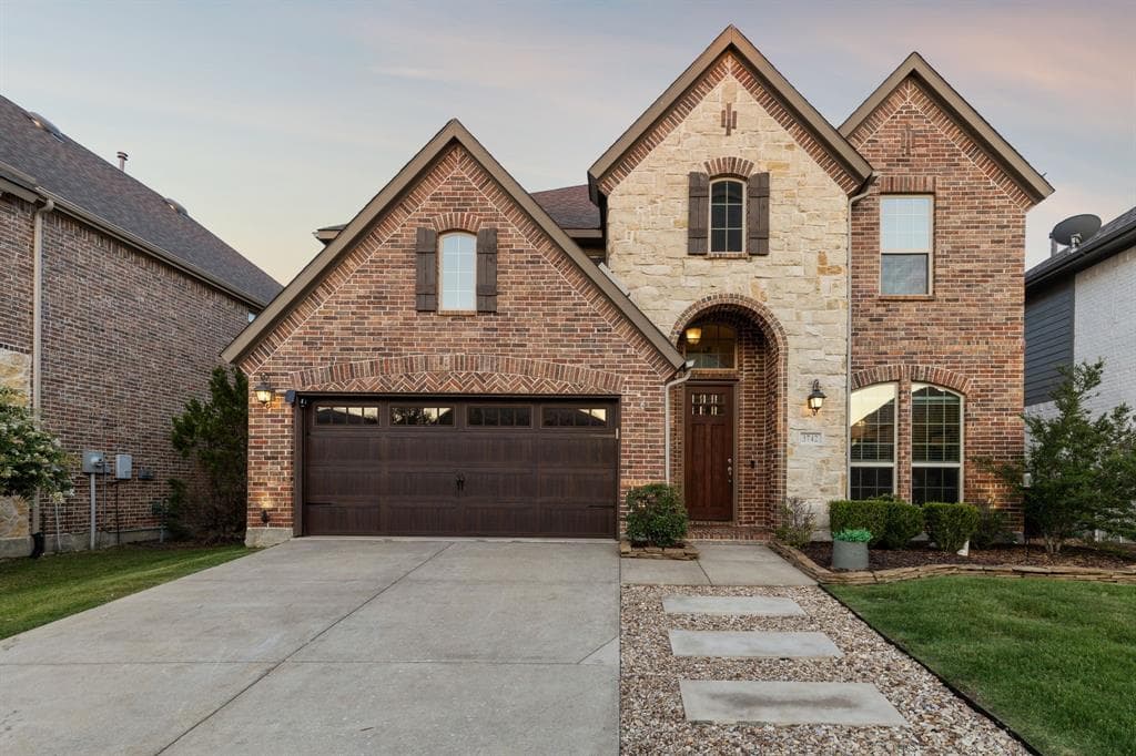 3742 Wagon Wheel Way