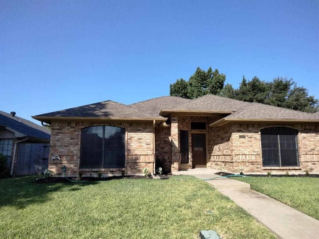 1107 Appleton Dr