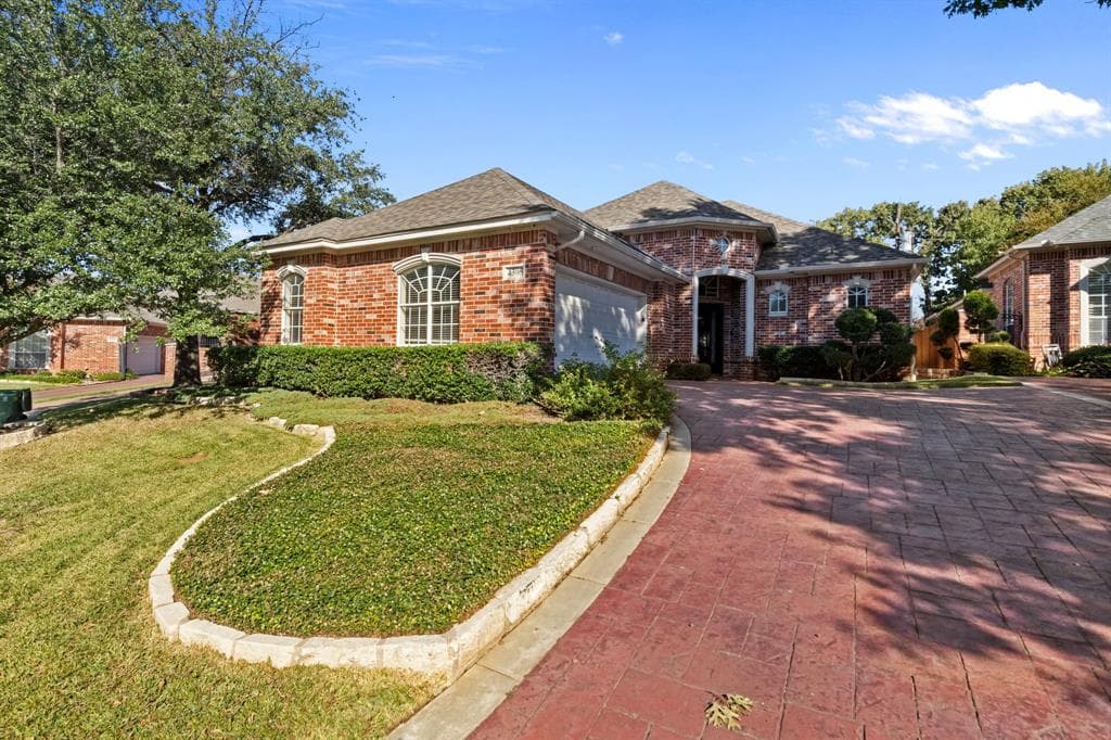 4305 Portales Ct