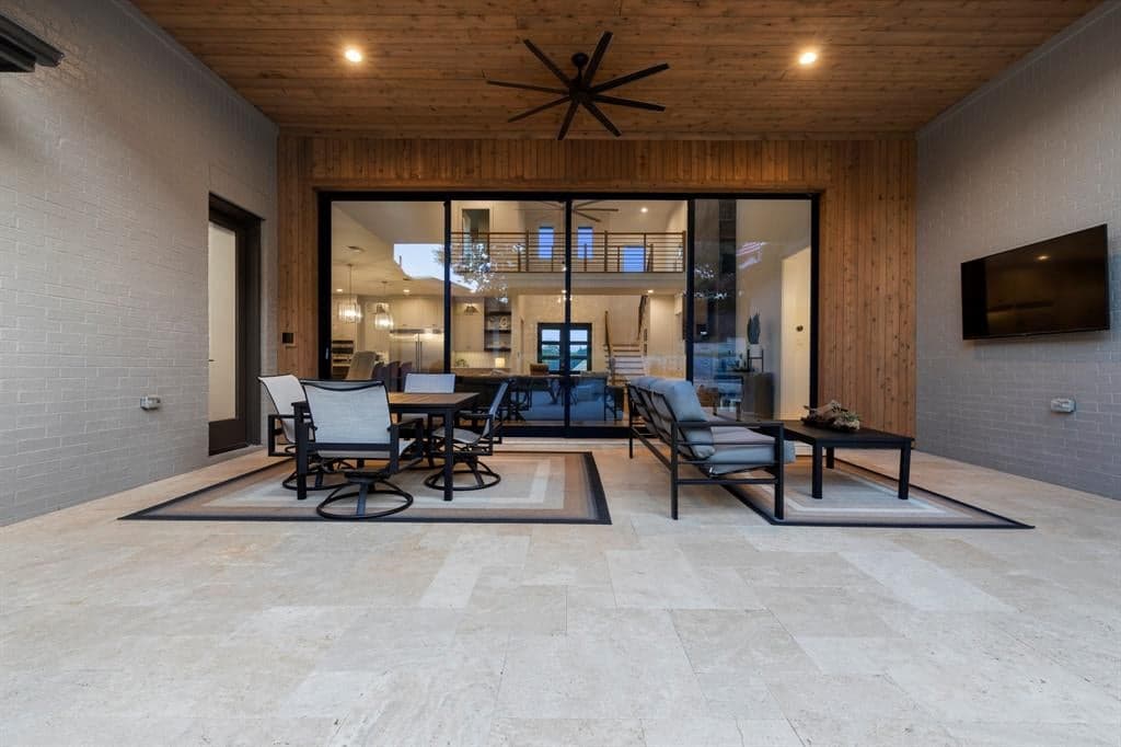 Gallery image 3