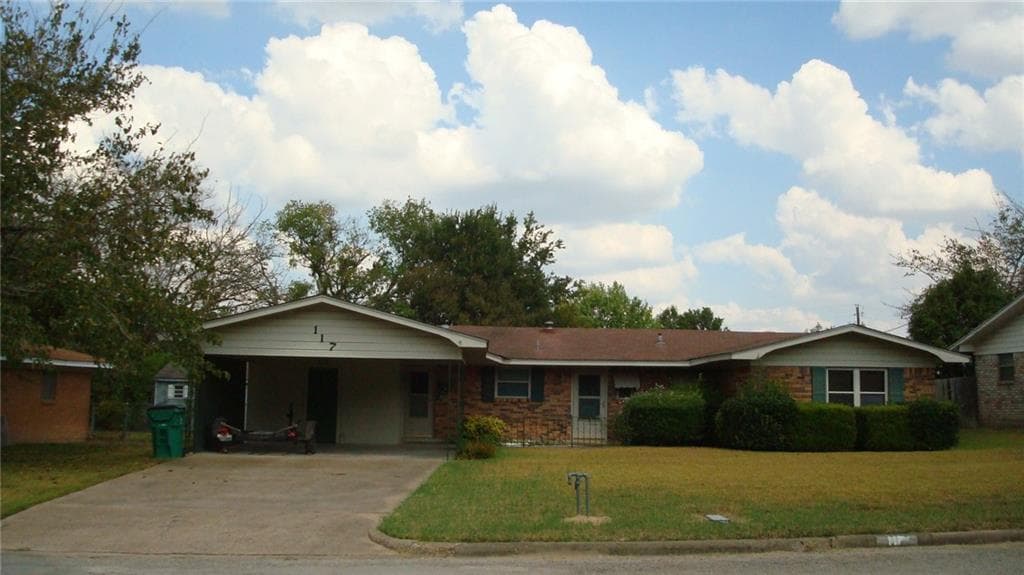 117 Palm Dr