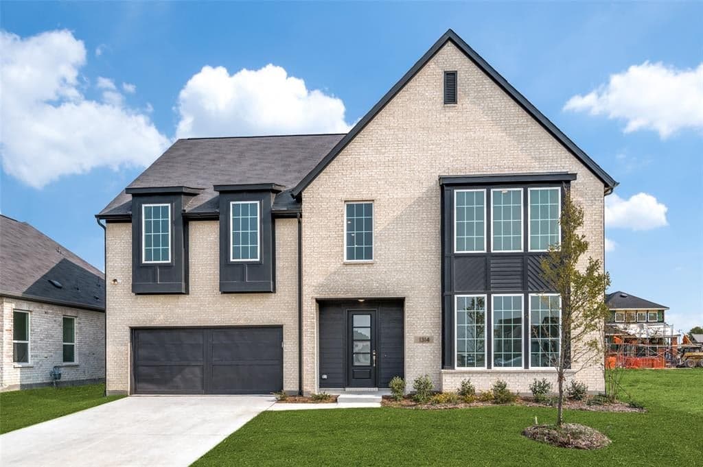 1314 Honey Locust Way