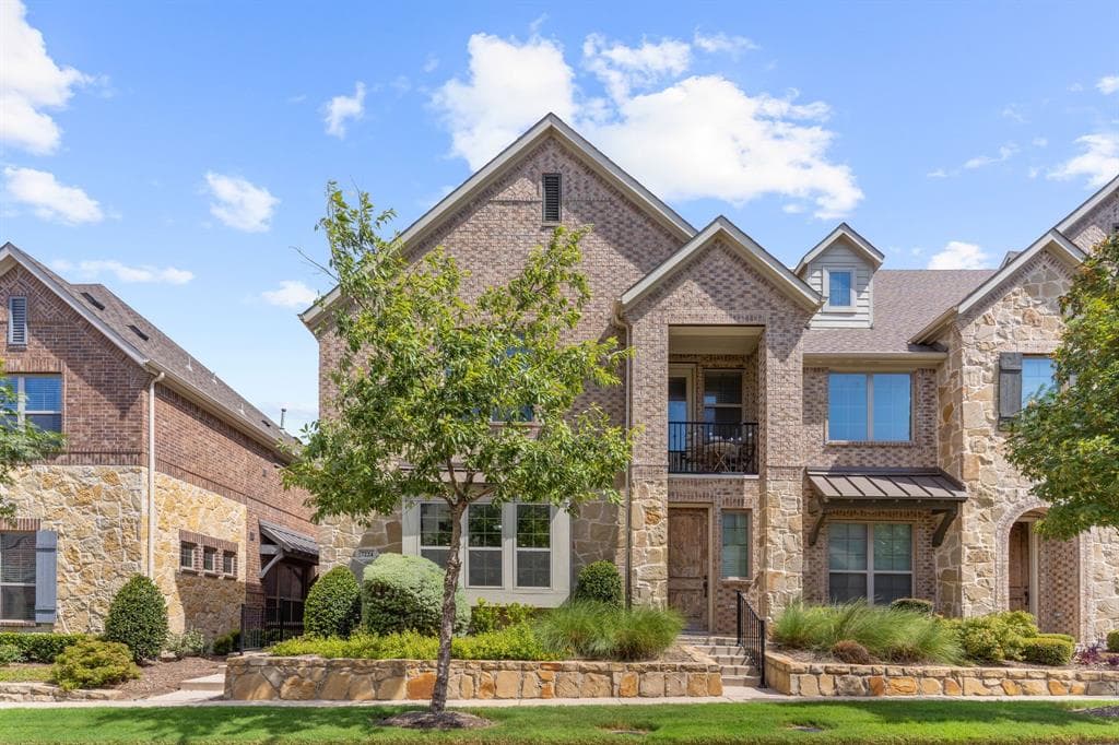 7224 Huckleberry Dr