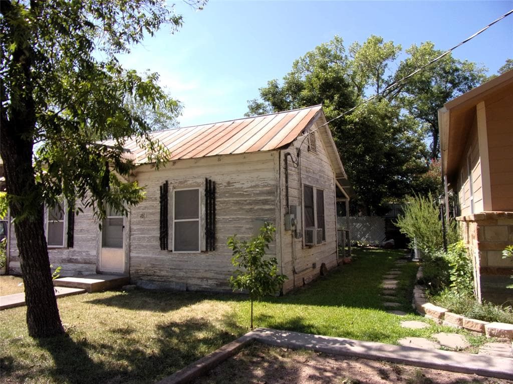 Gallery image 4