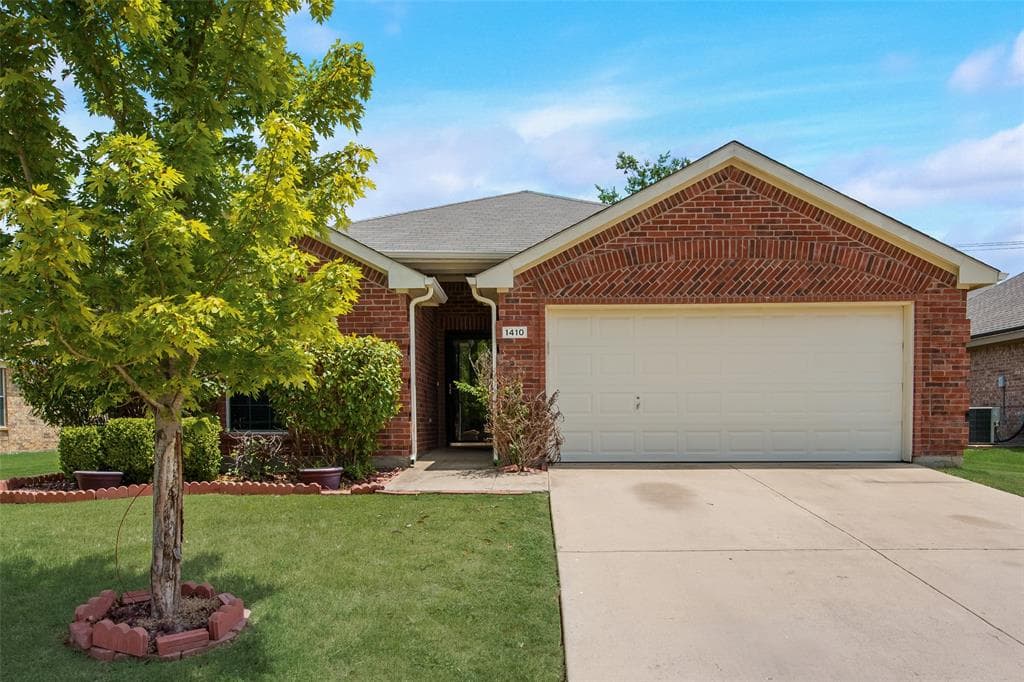 1410 Cowtown Dr