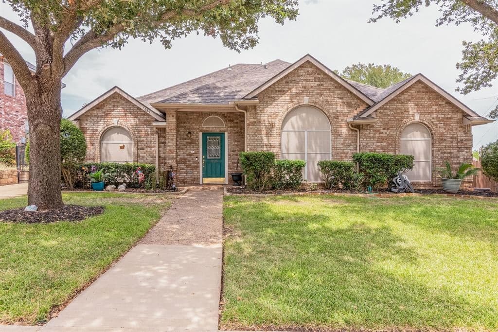 7625 Oak Knoll Dr