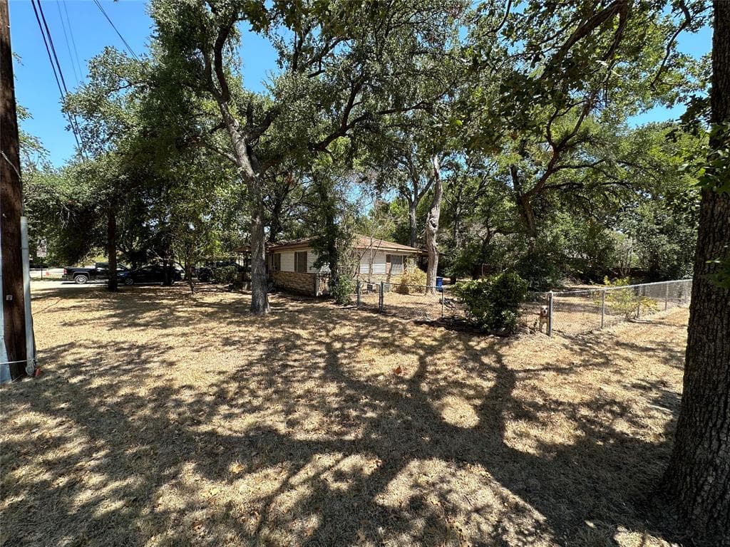 100 Shady Dale Ln