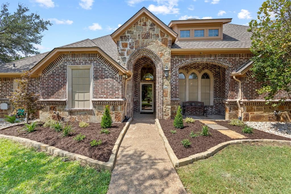 513 Birchwood Ln