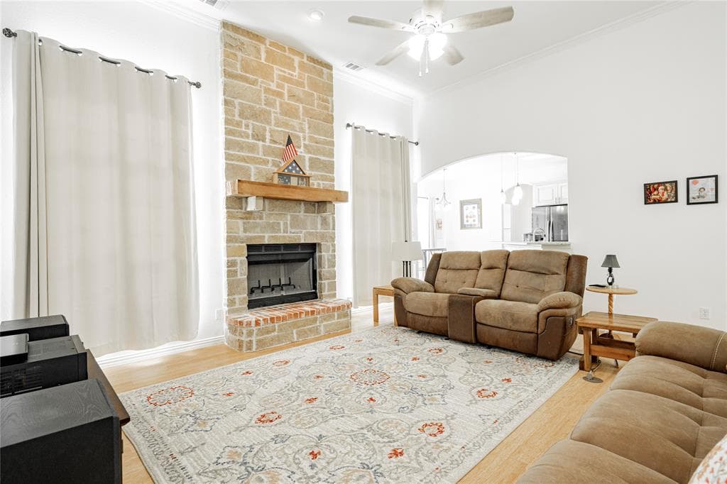 Gallery image 3