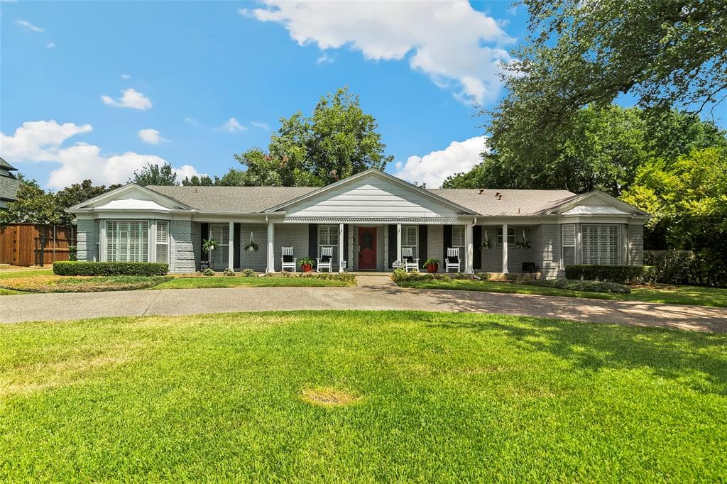 4819 Melissa Ln