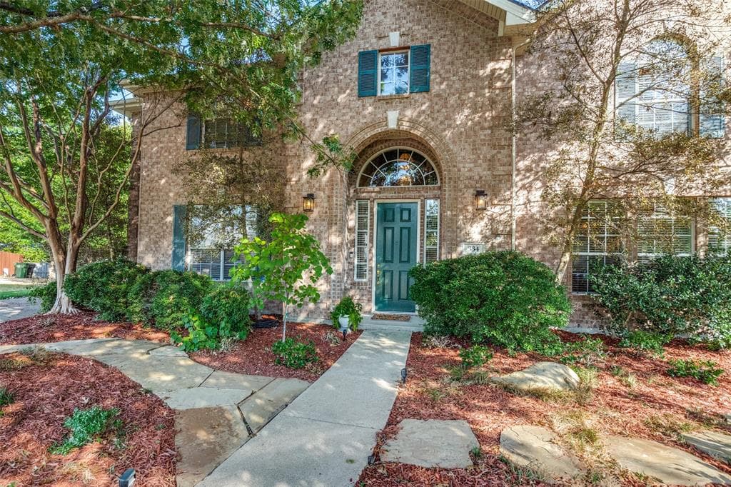 334 Heatherbrook Dr