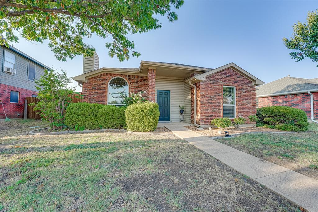 3017 Scott Dr