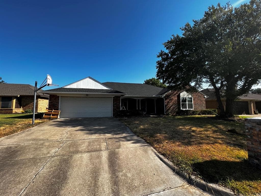 4207 Portales Dr