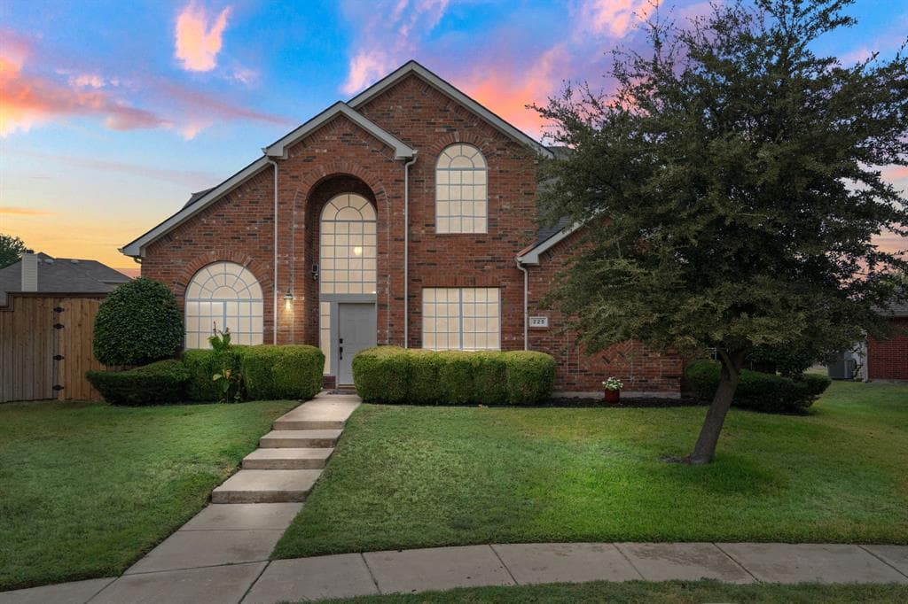 225 Sunridge Way