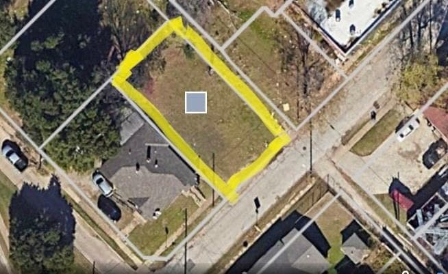 1607 Metropolitan Ave