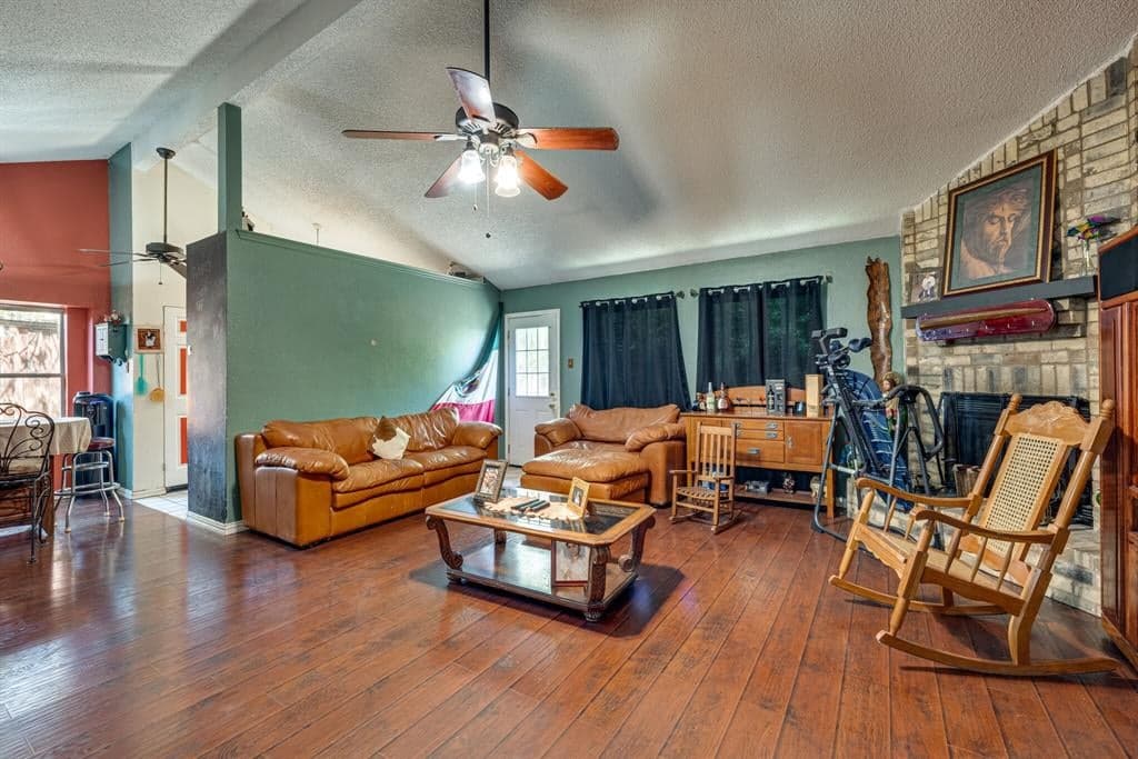 Gallery image 4