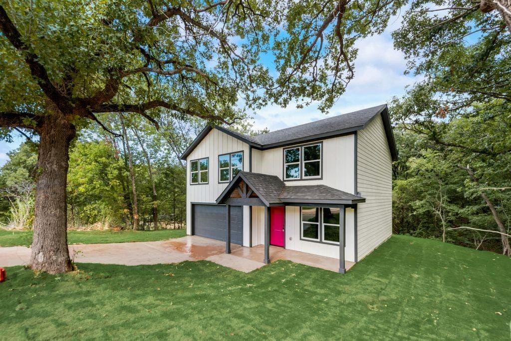 1118 Oak Dr