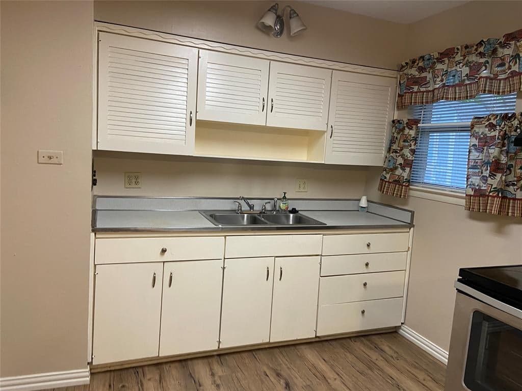 Gallery image 4