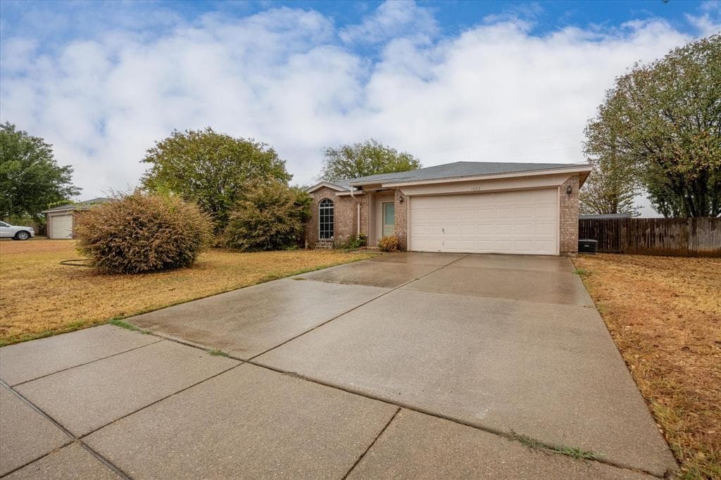 1603 Berry Dr