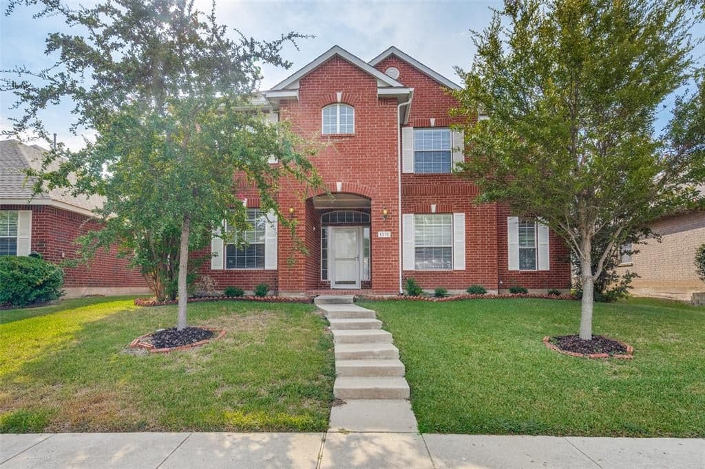 1315 Heather Brook Dr