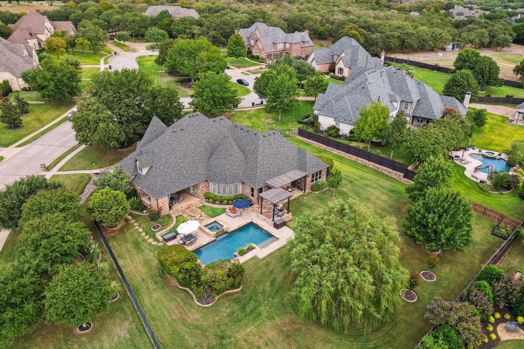 2421 Southern Hills Ct