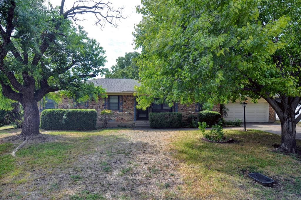 609 Misty Glen Dr