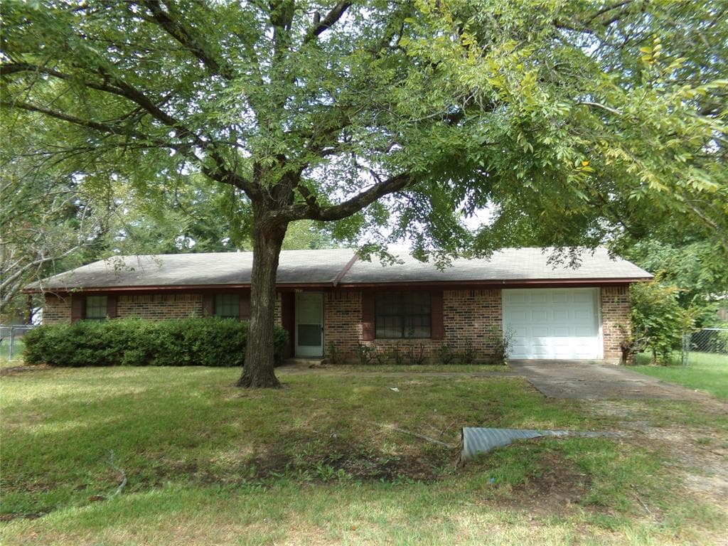 6395 Inwood Dr