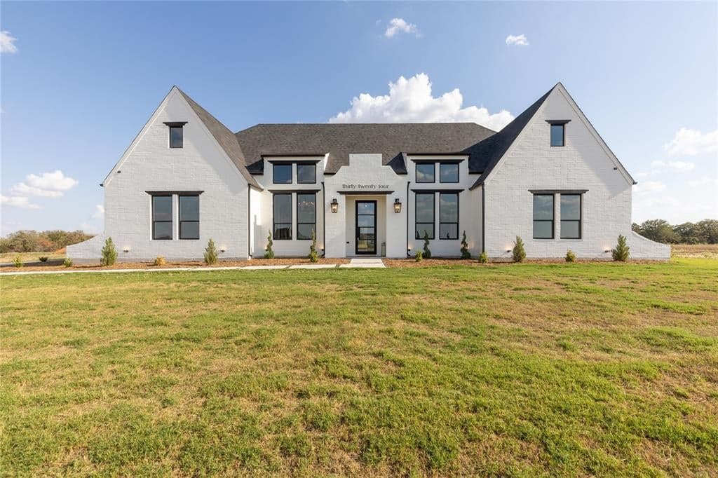 3024 Haylee Dr