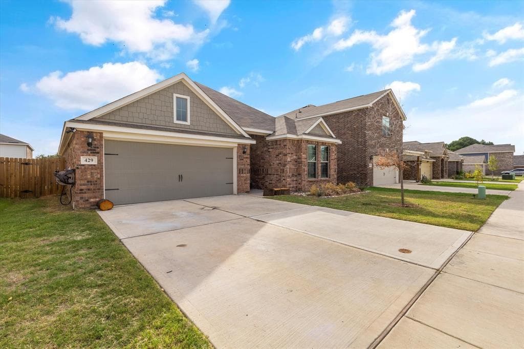 429 Lowery Oaks Trl