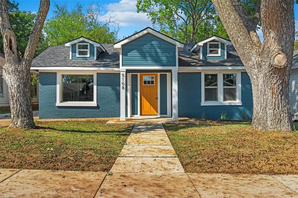5108 Calmont Ave