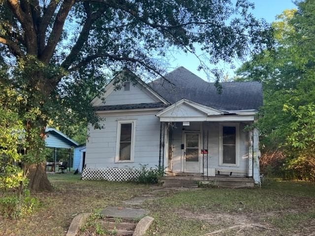 1336 W Kaufman St
