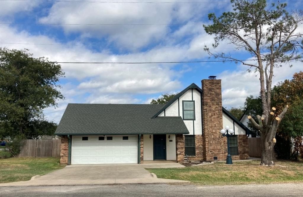 3101 Shady Grove Cir